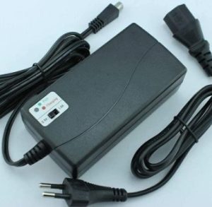 CHARGEUR  COMPATIBLE LEICA GKL22