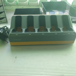 Chargeur Trimble 5 batteries